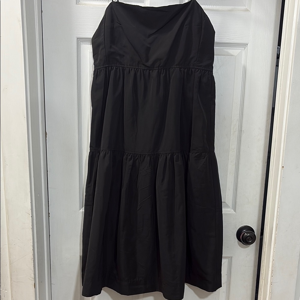 Elegant Black Midi Dress